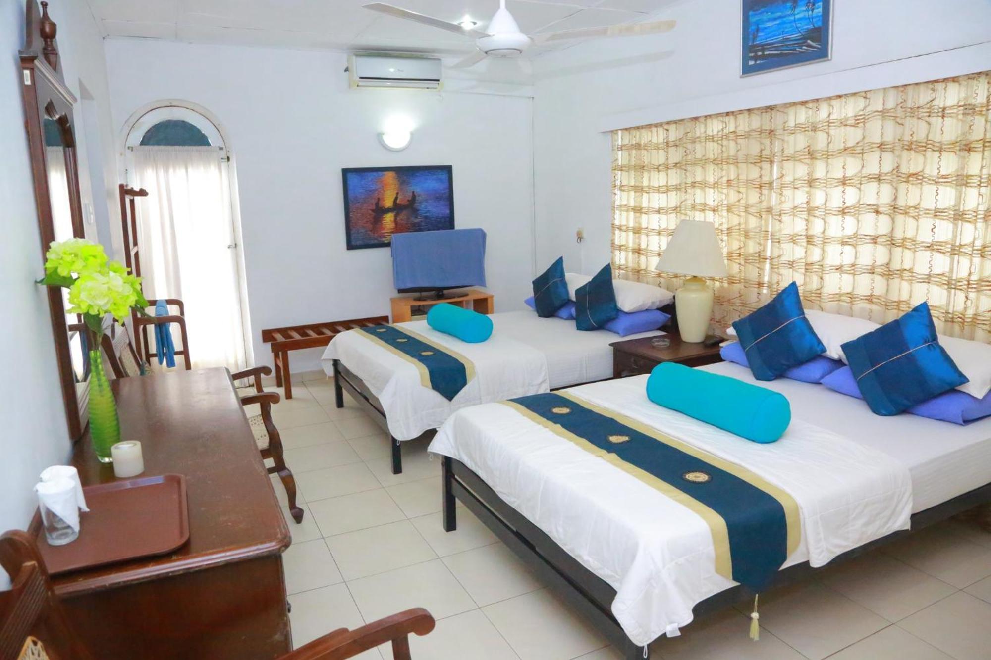 Ranveli Beach Hotel Dehiwala-Mount Lavinia Ngoại thất bức ảnh