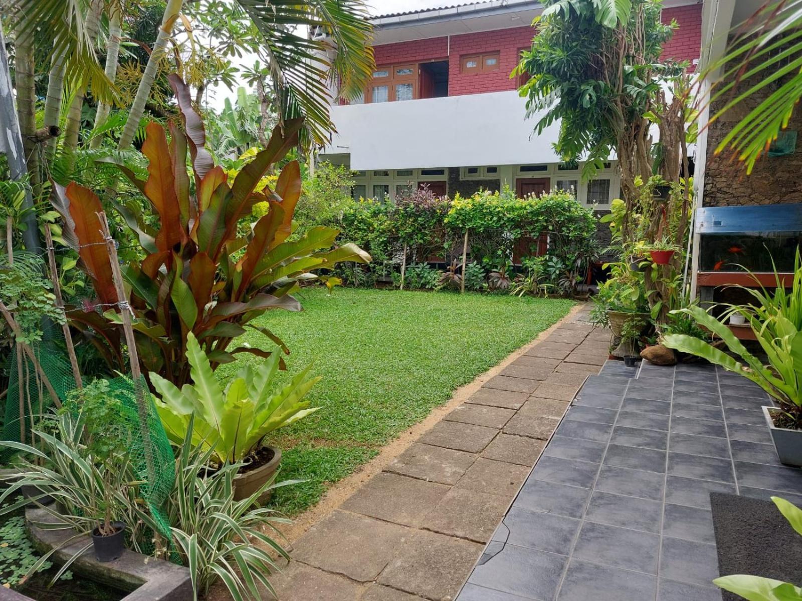 Ranveli Beach Hotel Dehiwala-Mount Lavinia Ngoại thất bức ảnh