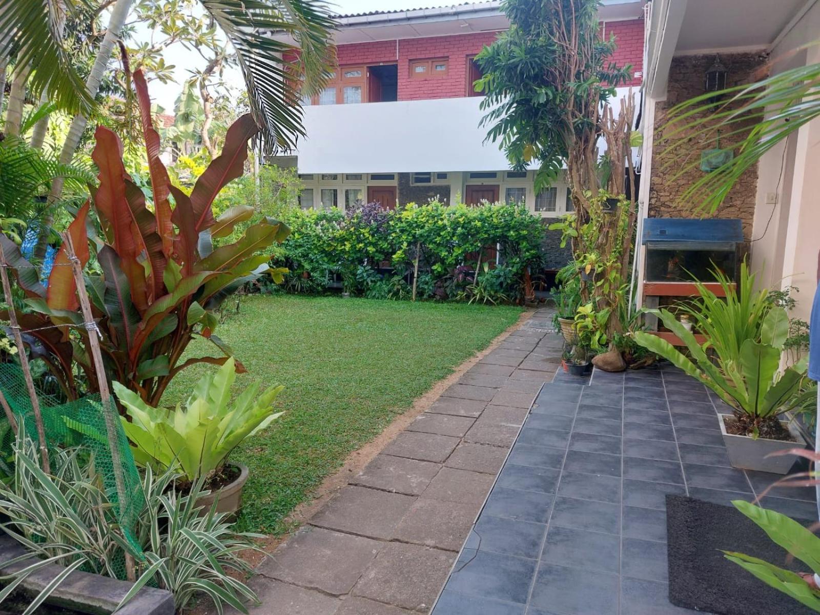 Ranveli Beach Hotel Dehiwala-Mount Lavinia Ngoại thất bức ảnh